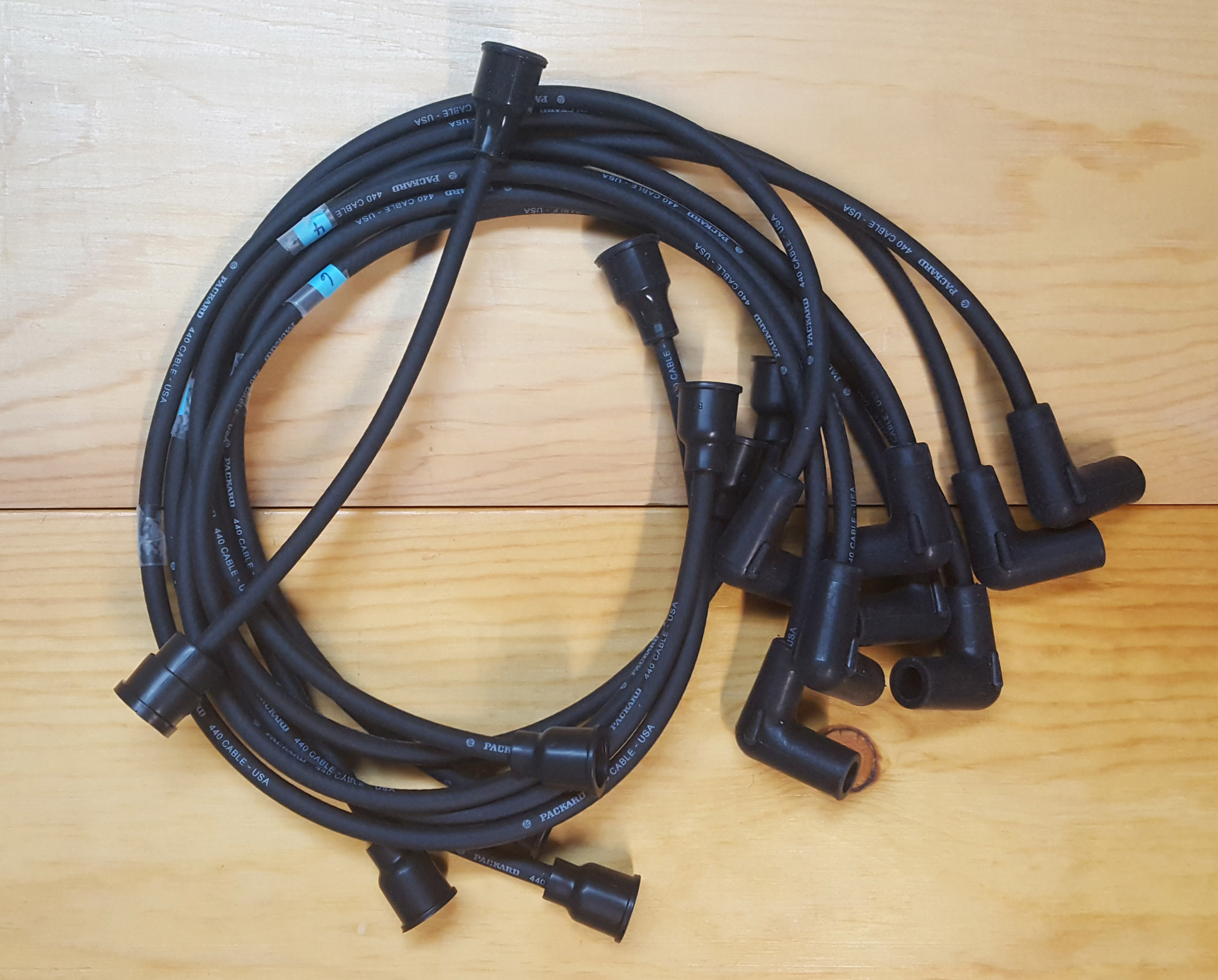 Original Eng Mgmt 4932 Distributor Cap/Spark Plug Wires Kit